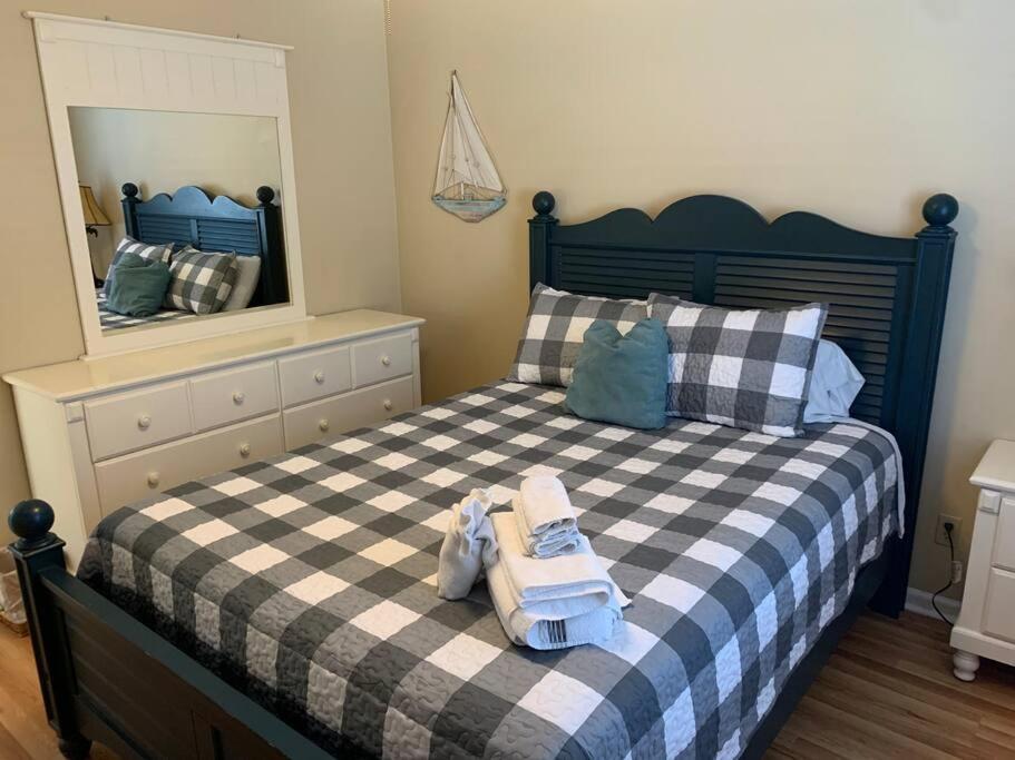 Beach Breeze 3, Pet Friendly, Walking Distance To Atlantic Ocean Free Parking Myrtle Beach Dış mekan fotoğraf